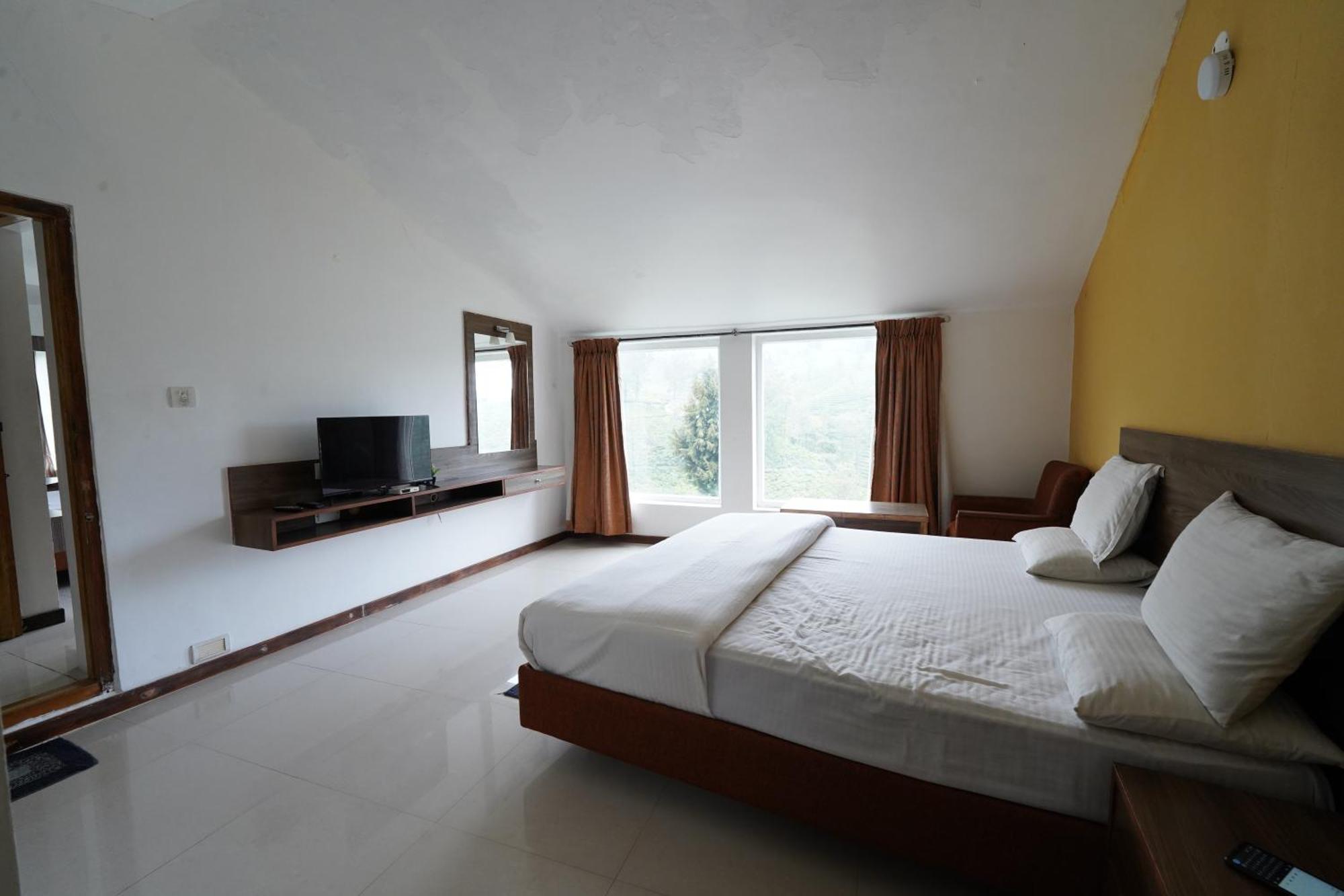 Bison Inn Ketti Экстерьер фото